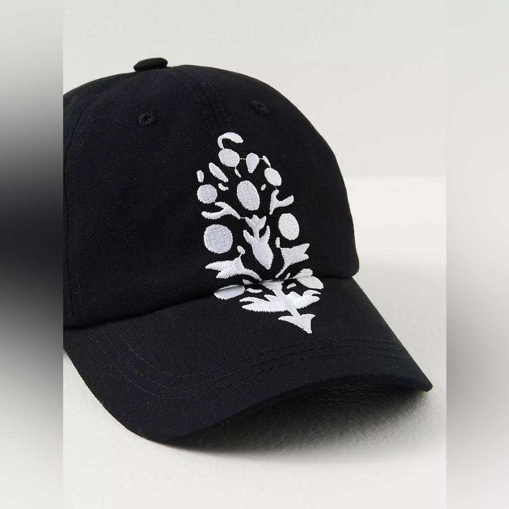 NEW!! Free People Big Buti Logo Baseball Cap🖤 - Picture 2 of 11